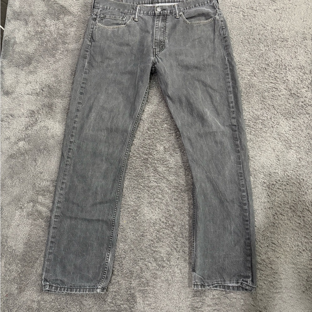 Men’s Gray Wash Levi’s Jean 36x32